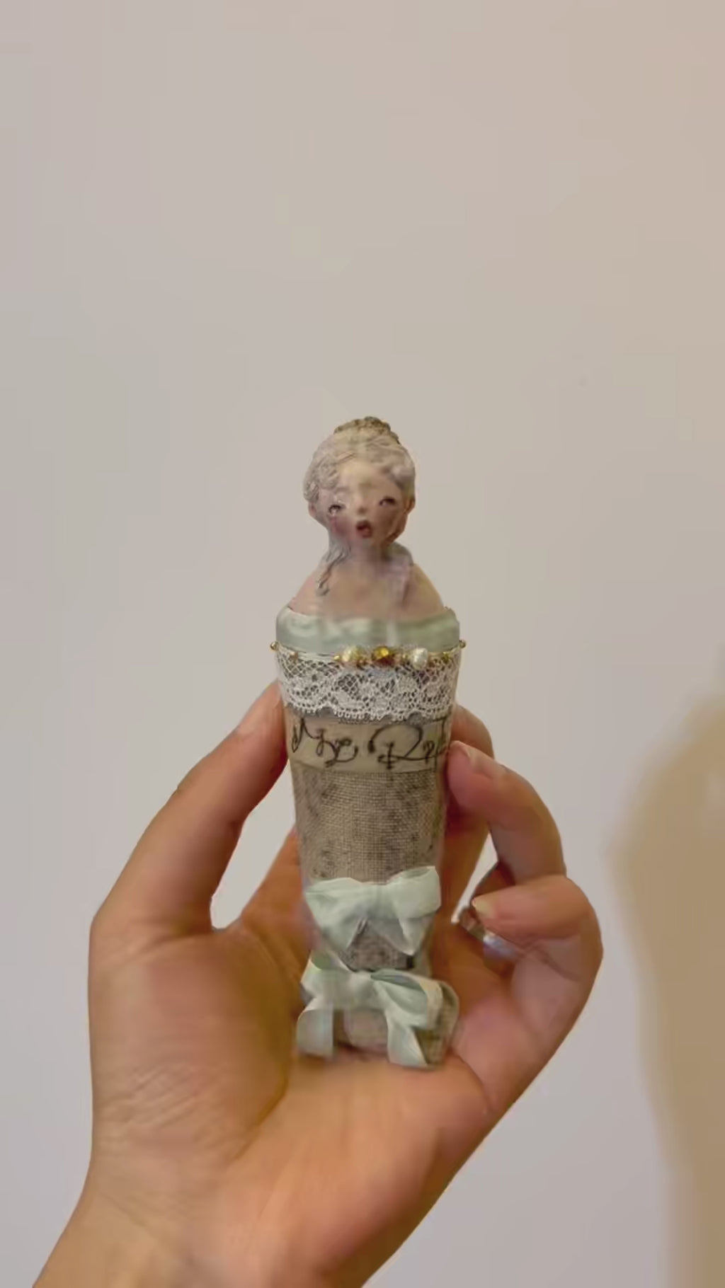 Twin Series Doll Brooch
