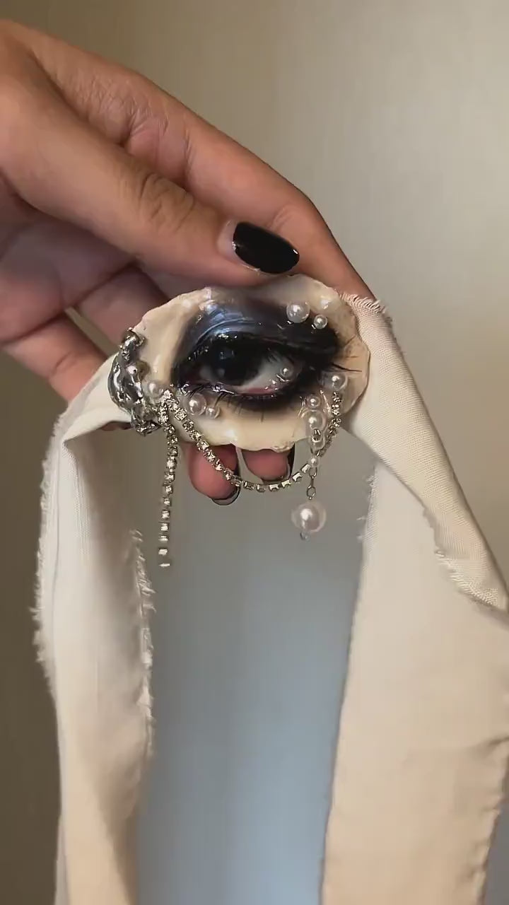 Lilith Veil — Black Smoky Oyster Eye — Choker, Brooch or Charm — product video